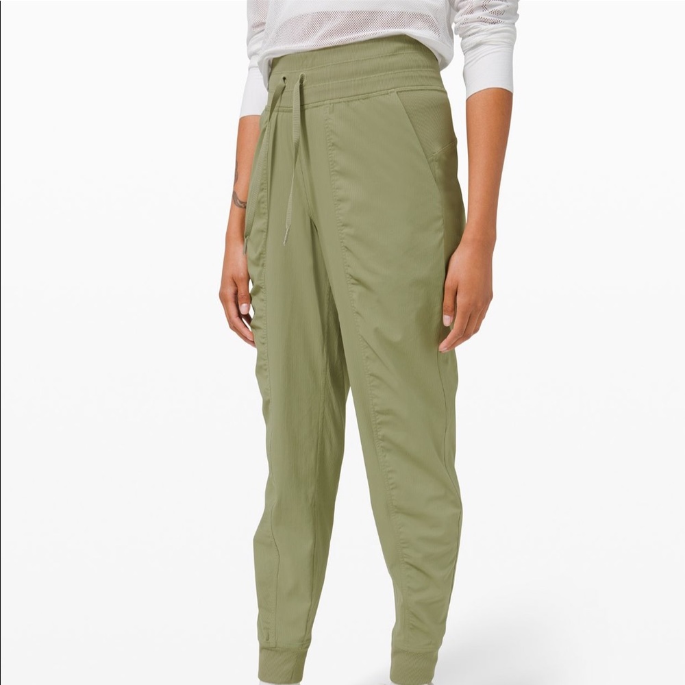 Dance Studio Mid-Rise Joggers Size 16